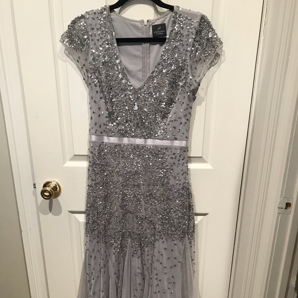 Adrianna Papell Silver Sequin Cap Sleeve Dress